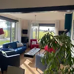 5 Pers Met Hottub Nabij Vorden