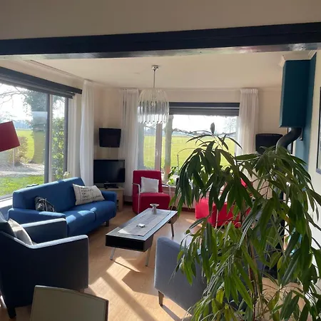 5 Pers Met Hottub Nabij Vorden