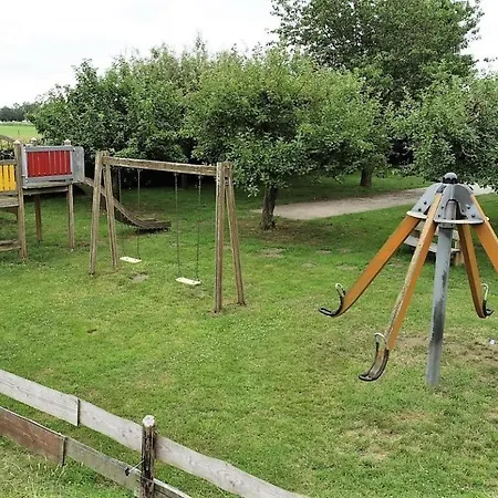 5 Pers Met Hottub Nabij Vorden